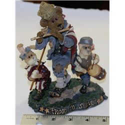 BOYDS BEARS AND FRIENDS"PROUD TO SERVE"