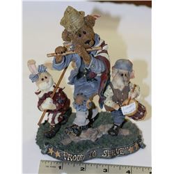 BOYDS COLLECTION "PROUD TO SERVE"