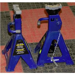 PAIR OF 3.5 TON AXLE STANDS