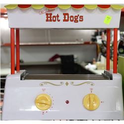 RETRO HOT DOG MAKER
