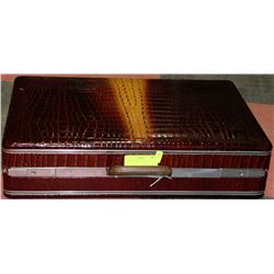 CROCODILE STYLE ATACHE CASE