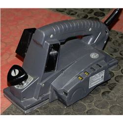 BLACK & DECKER 3-1/4" HEAVY DUTY PLANER