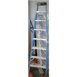 8' ALUMINUM LADDER