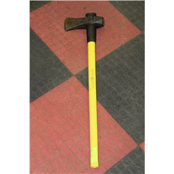 HEAVY DUTY SPLITTING MAUL WITH FIBERGLASS HANDLE