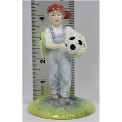 ROYAL DOULTON HN-4102 1998 PRIDE AND JOY PORCELAIN