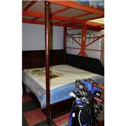 KING SIZE 4 POST WOOD BEDFRAME