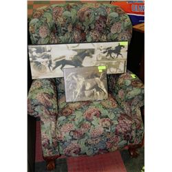 FLORAL RECLINING CHAIR