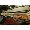 Image 2 : VINTAGE ESTATE WOOD VIOLIN WITH 2 CASES