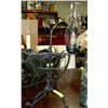 Image 1 : WROUGHT-IRON FARMHOUSE LAMP WITH 1 HURRICANE