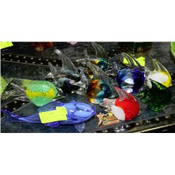 COLLECTION OF 9 ASSORTED ART GLASS FISH