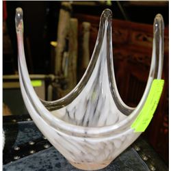 ART GLASS DISH