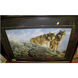 FRAMED WOLF PICTURE