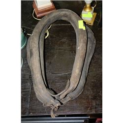 ANTIQUE LEATHER HORSE COLLAR