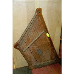 ANTIQUE ESTATE HARPSACCORD