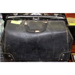 VINTAGE DR BAG WITH MISC VINTAGE ITEMS AND MORE