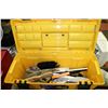 Image 1 : MASTERCRAFT YELLOW 25" TOOL BOX & CONTENTS