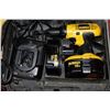 Image 1 : DEWALT DC759 1/2" 18 VOLT CORDLESS DRILL W EXTRA