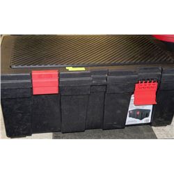 118 LTR/31 GAL LOCKABLE STORAGE LOCKER