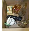 Image 1 : BOX OF MISC VINTAGE ITEMS INCLUDING VIENNA  VASE,