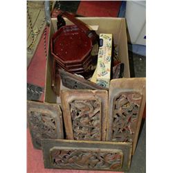 BOX OF VINTAGE COLLECTIBLES