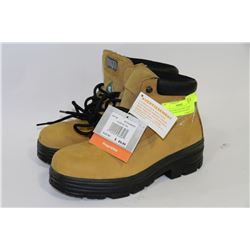 WOMENS DAKOTA STEEL TOED BOOTS SIZE 9M TAN COLORED