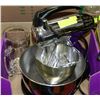 Image 1 : BOX WITH SUNBEAM MIXERMASTER AND GLASS PITCHER