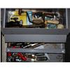 Image 2 : BLACK AND DECKER HEAVY DUTY TOOL BOX & CONTENTS