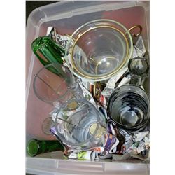 BOX WITH GLASS,CRYSTAL AND MURANO FLOWER VASES