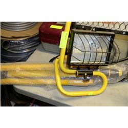 HALOGEN WORK LIGHT SOLD WITH TRI-POD