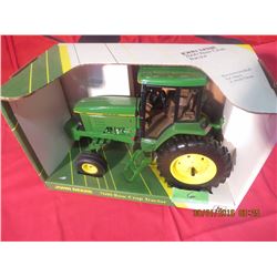 1/16 Scale John Deere 7600 Row Crop #5627