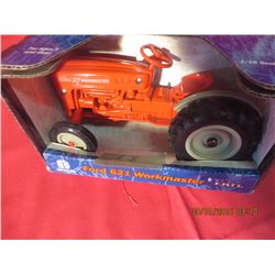 1/16 Scale Ford 621 Workmaster