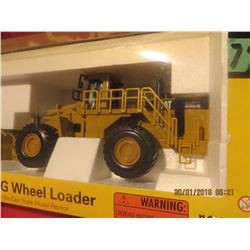 1/50 Scale Caterpillar 992G Wheel Loader Norscot #55115