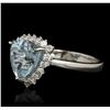 Image 1 : 14KT White Gold 4.47ct Blue Topaz and Diamond Ring