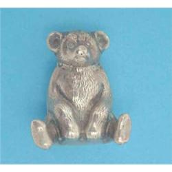An Edwardian novelty silver seated teddy bear pin cushion Birmingham 1909, 1.5 ins....