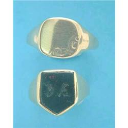 A gentleman's 15ct gold and bloodstone signet ring, and a gentleman's 9ct gold signet ring...