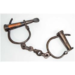 ALCATRAZ CAST IRON HANDCUFFS W/ KEY