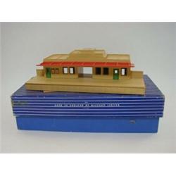 A BOXED HORNBY DUBLO D1 THROUGH STATION, with sealed 'Lichfield' station names and an electrical...
