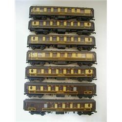 SEVEN HORNBY DUBLO PULLMAN COACHES, (unboxed) (7)  30-50...