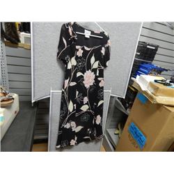 SZ 10 LESLIE DRESS BLACK W FLOWERS & LEAVES