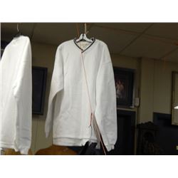 NEW SWEAT SHIRT - V-NECK - WHITE - XL