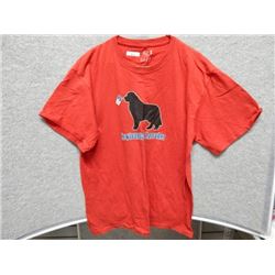 SHIRT MENS - FRUIT OF THE LOOM - RED "NEWFOUNDLAND LABRADOR" - SIZE L