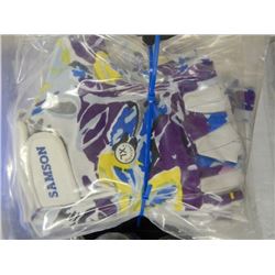 GLOVES - PR OF COLOURED SAMSON GLOVES - XL