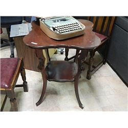 VINTAGE WALNUT PARLOUR TABLE - 1920'S