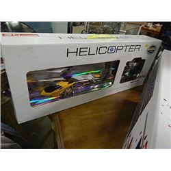 REMOTE CONTROL HELICOPTER - STR - as-is no warranty or guarantee