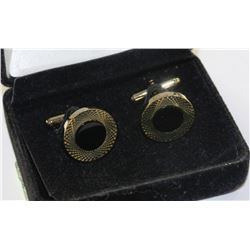 PAIR OF CUFFLINKS