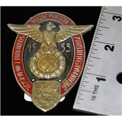 NAZI GERMAN BADGE