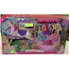 Image 1 : NEW BARBIE PRINCESS CHARM SCHOOL,POP-UP CANOPY
