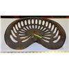 Image 1 : ANTIQUE TRACTOR SEAT
