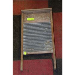 VINTAGE WASHBOARD