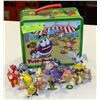 Image 1 : 33 VINTAGE GENUINE TOMY NINTENDO POKEMON FIGURINES IN METAL LUNCHBOX